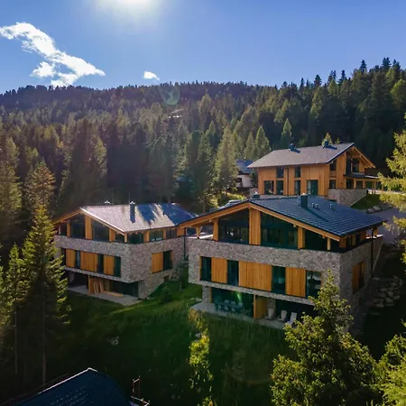 Ibex Panorama Chalet *